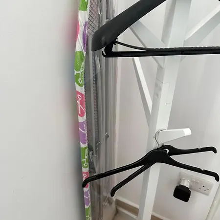 One Bedroom With Terrace In Lägenhet