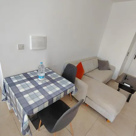 Apartament One Bedroom With Terrace In *